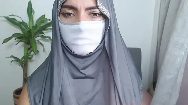 jade nassar online show from 4, 11, 2025