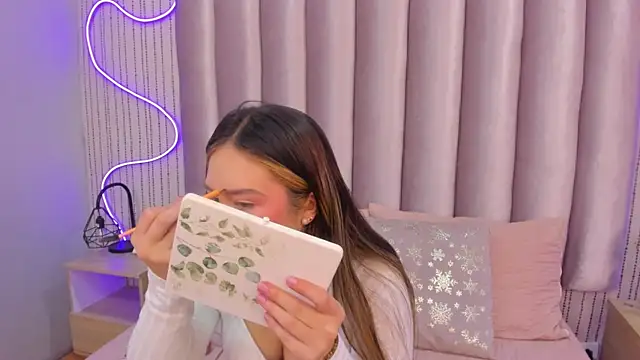 SamanthaPeachss online show from 13, 11, 2025