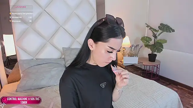 Megan DH online show from 18, 9, 2025