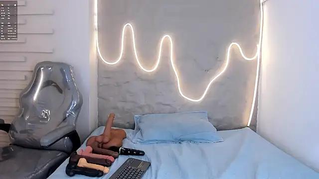 Monika-Ruiz online show from 26, 3, 2026