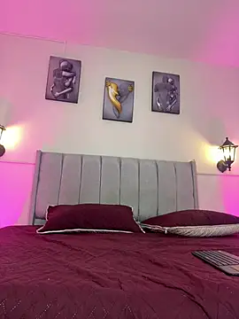 Samara Hadi  online show from 27, 2, 2026