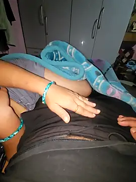 Snapshot of indianhotwife639 chatting on 2, 10, 2025 indianhotwife639 online show from 2, 10, 2025