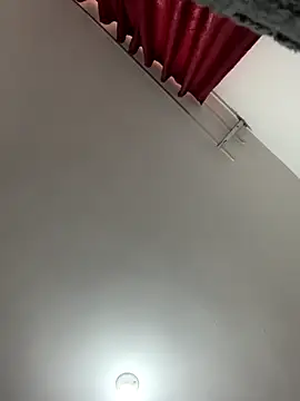 Alyha Cortes online show from 21, 10, 2025