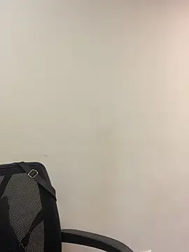 Alyha Cortes online show from 4, 3, 2026