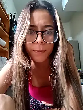 vivizinha27 online show from 31, 5, 2026