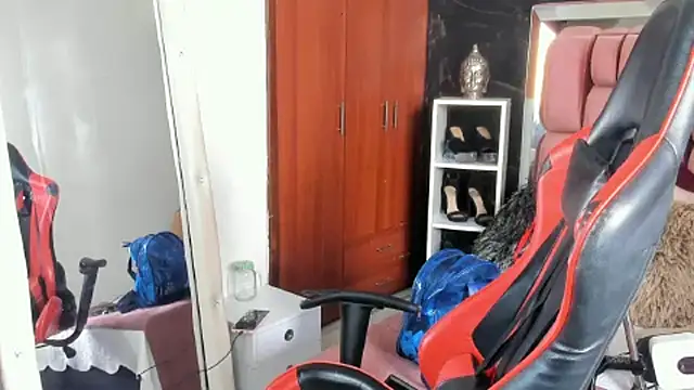 Snapshot of sara_slut21 chatting on 21, 2, 2025 sara slut21 online show from 21, 2, 2025