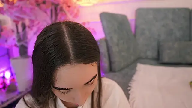 LoonaNyx online show from 11, 10, 2025