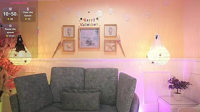 LoonaNyx online show from 27, 10, 2025