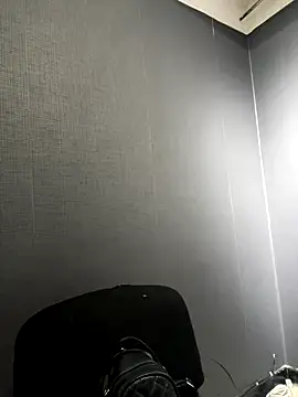 Emily Rivers  online show from 17, 10, 2025