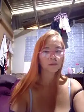 Snapshot of SexyHottMom chatting on 27, 11, 2025 SexyHottMom online show from 27, 11, 2025