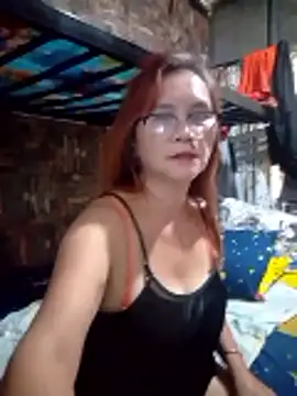 SexyHottMom online show from 14, 4, 2026