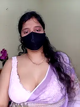 Rose-luckey online show from 15, 4, 2026