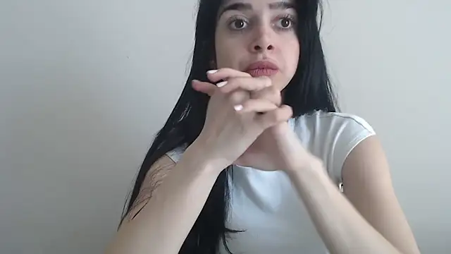 Snapshot of gglingeriee chatting on 23, 4, 2026 gglingeriee online show from 23, 4, 2026
