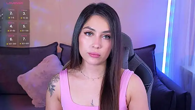 CarolineGuthrie online show from 3, 10, 2025