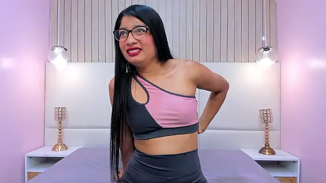 MelanyWayne  online show from 25, 3, 2026