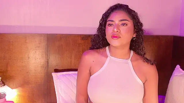 Snapshot of Carly_Monroe_ chatting on 27, 10, 2025 Carly Monroe online show from 27, 10, 2025