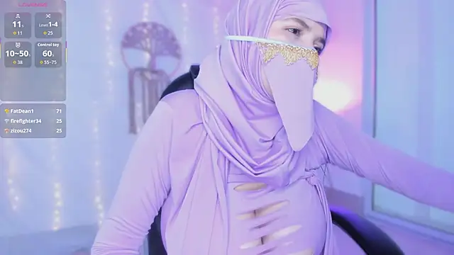 Snapshot of salma_isawwii chatting on 9, 9, 2025 salma isawwii online show from 9, 9, 2025