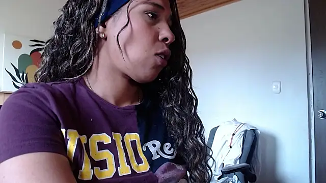 Snapshot of IVONNE_COLLINS33 chatting on 9, 3, 2026 IVONNE COLLINS33 online show from 9, 3, 2026