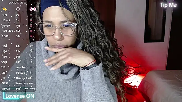 Snapshot of IVONNE_COLLINS33 chatting on 19, 3, 2026 IVONNE COLLINS33 online show from 19, 3, 2026