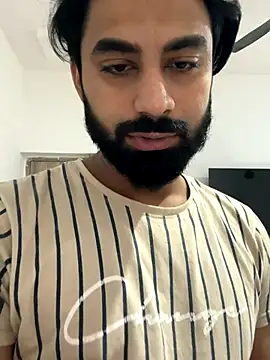 hottestboy03 online show from 21, 11, 2025