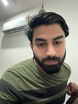 hottestboy03 online show from 13, 4, 2026