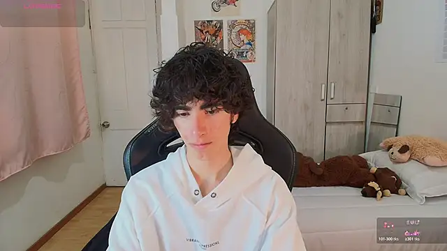 Nude Boy18 online show from 22, 5, 2026