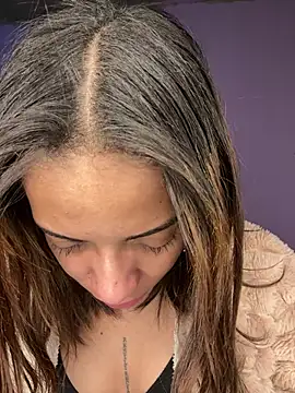 yumi hanna online show from 14, 2, 2026