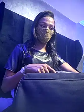 Snapshot of shemale_fantasyXX chatting on 5, 4, 2026 shemale fantasyXX online show from 5, 4, 2026