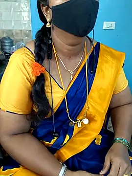 Snapshot of Tamil_Sweety chatting on 20, 11, 2025 Tamil Sweety online show from 20, 11, 2025