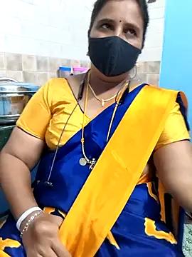 Snapshot of Tamil_Sweety chatting on 20, 11, 2025 Tamil Sweety online show from 20, 11, 2025