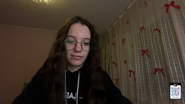 Snapshot of Vietero chatting on 24, 5, 2026 Vietero online show from 24, 5, 2026