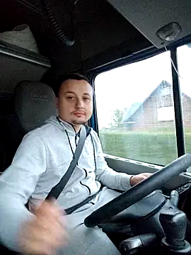 Amberdual online show from 17, 10, 2025