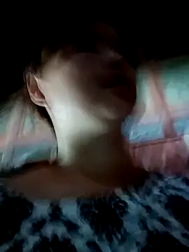 XoiXoi232 online show from 25, 9, 2025