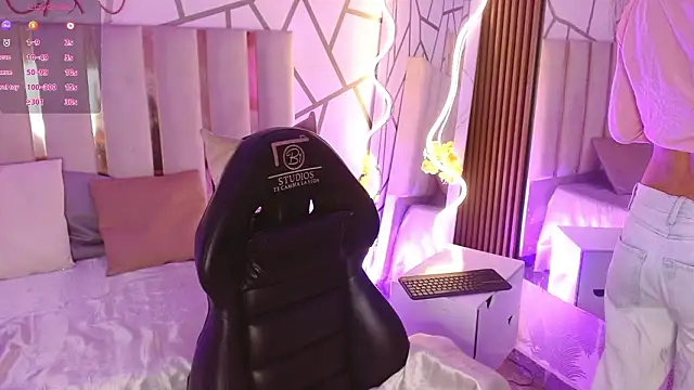 CYRUS TAY online show from 23, 2, 2026