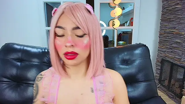 miss   abigail online show from 8, 10, 2025