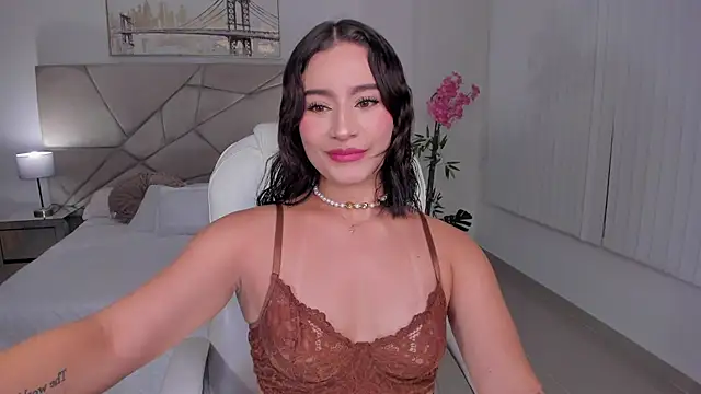 Snapshot of Saskia_litt chatting on 16, 11, 2025 Saskia litt online show from 16, 11, 2025