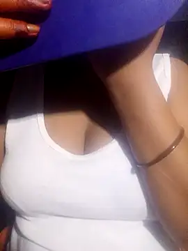 hottiebaba 01 online show from 13, 10, 2025