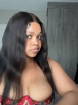 Snapshot of XXXquisiteVixen chatting on 7, 5, 2026 XXXquisiteVixen online show from 7, 5, 2026