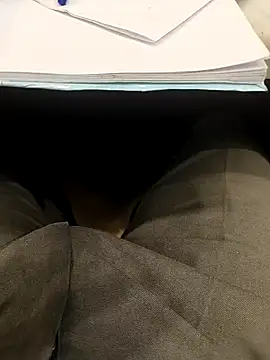 hotboy43339 online show from 4, 11, 2025