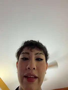 ZahaRose online show from 2, 11, 2025