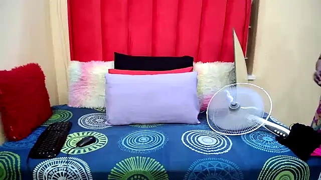 BigAssjuicy26 online show from 5, 2, 2026