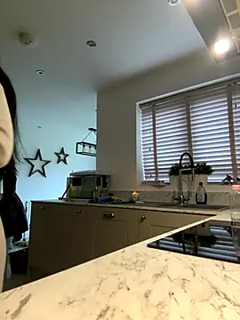 BELLABLACKXUK online show from 22, 11, 2025