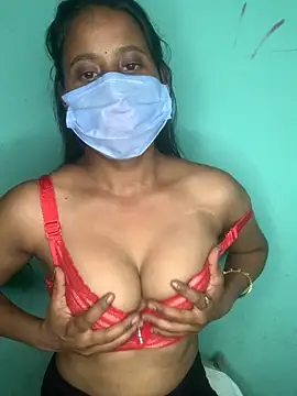 Snapshot of Priya_baby0 chatting on 10, 9, 2025 Priya baby0 online show from 10, 9, 2025