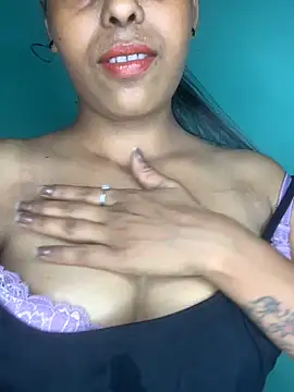Snapshot of Priya_baby0 chatting on 15, 9, 2025 Priya baby0 online show from 15, 9, 2025