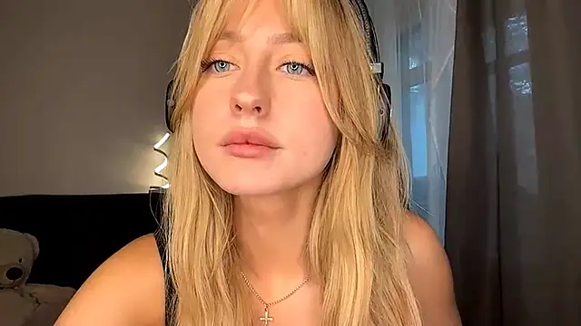 Jetta Corsacami online show from 16, 10, 2025