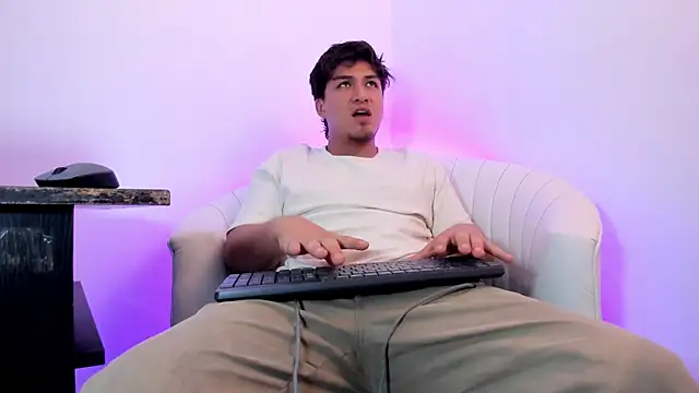 Snapshot of juanmechanic_ chatting on 1, 7, 2026 juanmechanic online show from 1, 7, 2026