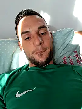 Necunoscutul001 online show from 22, 9, 2025