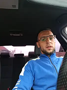 Necunoscutul001 online show from 27, 9, 2025