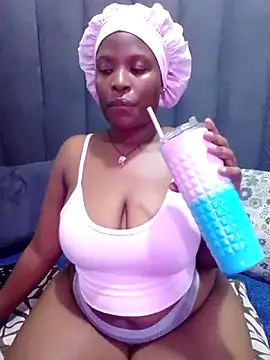 MrsMxx25 online show from 16, 10, 2025