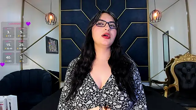 NavannyCattan online show from 28, 11, 2025